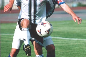 \"Нефтяник\" - \"Портовик\". 2001 год.