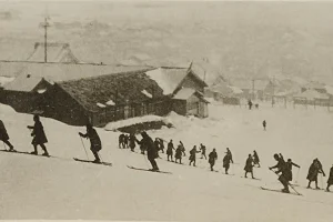 Лыжный кросс в Оодомари (Корсаков), середина 1930-х годов
