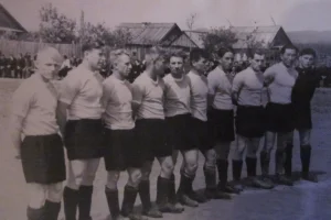 Футбольная команда Томари,1950-е годы