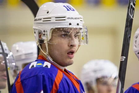 Сегодня «Сахалинские акулы» сыграют со «Спартаком»