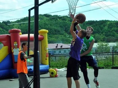 Сергей Галкин вывел «Демократию» на первое место