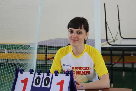 Команда «ГРЭС» выиграла турнир по мини-волейболу, посвященный 70-летию Поронайского района