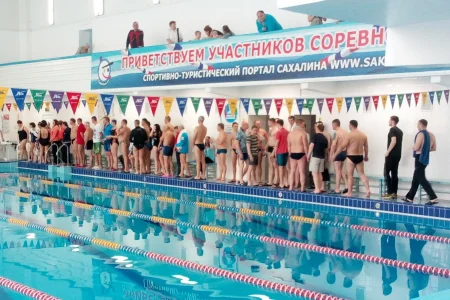 Чиновники поплывут эстафету