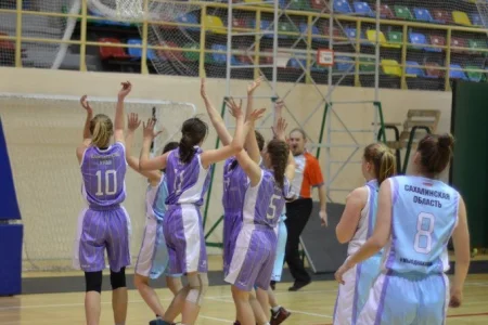 Островные баскетболисты приняли участие в дальневосточном этапе чемпионата ШБЛ «КЭС-Баскет»