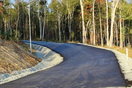 На лыжероллерной трассе полностью положили асфальт