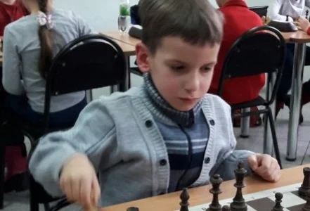 Четыре сахалинских шахматиста набрали 100% очков после трех туров первенства ДФО