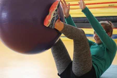 В ВЦ «Сахалин» в рамках «Декады спорта и здоровья» прошла «Фитнес-зарядка»