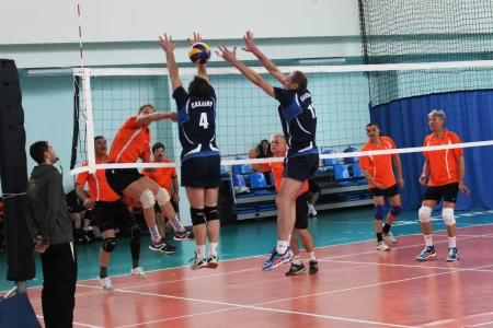 Ветераны волейбола выявят сильнейшего в День защитника Отечества