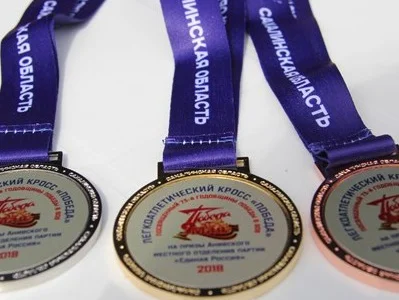 В Аниве прошел легкоатлетический кросс, посвященный 73-летию Победы в Великой Отечественной войне