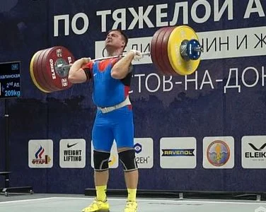 Максим Шейко примет участие в чемпионате мира