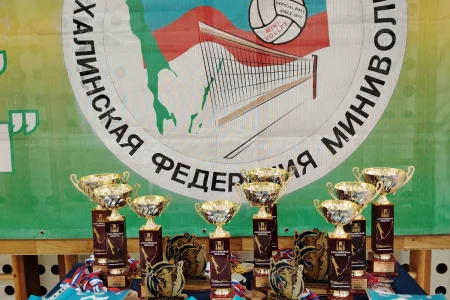 «Задорные» «Касатки» и другие герои «Кубка Сахалина» по миниволей