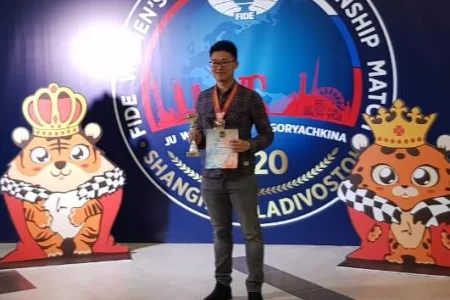 Константин Сек занял третье место на этапе Гран-При России по быстрым шахматам