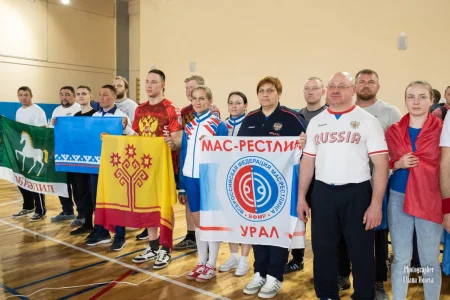 Спортсмены из Поронайска - медалисты чемпионата и первенства России по мас-рестлингу