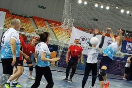 Островные волейболисты опередили «Лисов Железной горы»