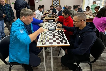 Шахматный турнир в Охе собрал 16 команд