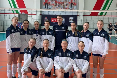 Сахалинские волейболистки участвуют в полуфинале первенства России