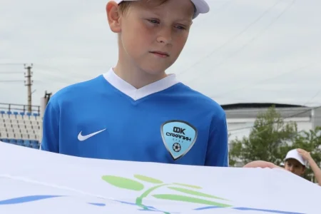 Островные футболисты присоединились к Всероссийским акциям в преддверии парада Победы