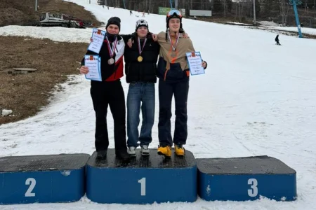 Сахалинские сноубордисты везут три медали из Миасса