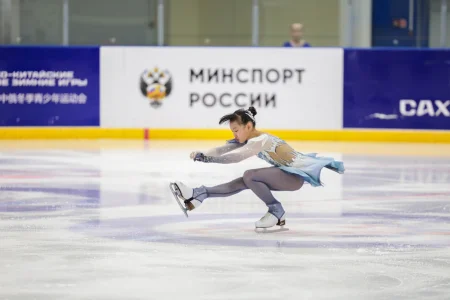 «Хрустальный лёд» объединил юных фигуристов Дальнего Востока