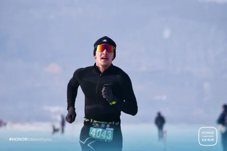 Ильяс Нургалиев победил в ледовом забеге во Владивостоке