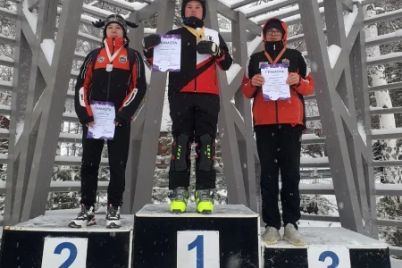 Островные сноубордисты завоевали пять медалей всероссийских соревнований