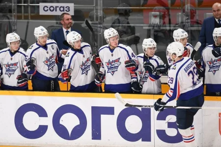 «Акулы» проиграли в серии буллитов «Алмазу»