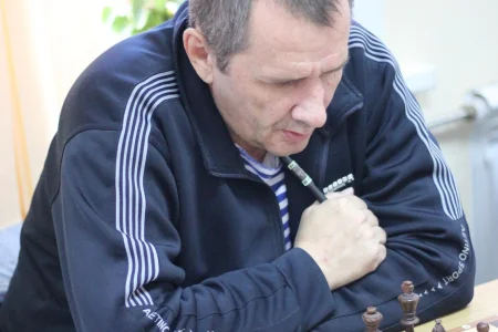 Треть турнира позади, Роман Тихонов впереди