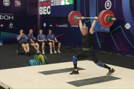 Островитяне завоевали 8 медалей чемпионата и первенства ДФО