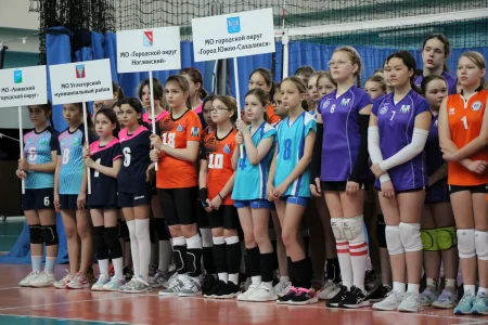 Десять команд заявились на детское волейбольное первенство области