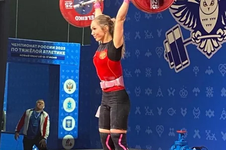 Анастасия Демченко завоевала серебряную медаль чемпионата России.