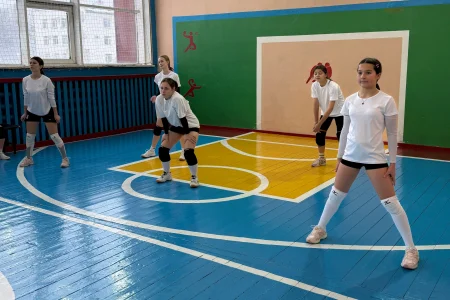 Третья школа – первая в волейболе