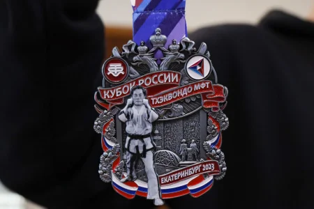 Победителей и призеров Кубка России по тхэквондо чествовали в сахалинском минспорте