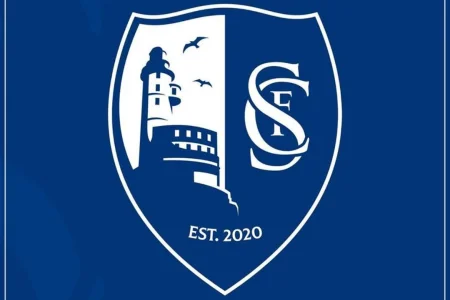 Сегодня «Сахалин» сыграет с «Сахалинцем»