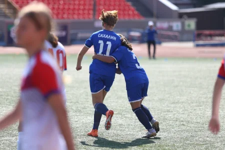«Сахалиночка» выиграла четыре матча в турнире ЮФЛ-девочки