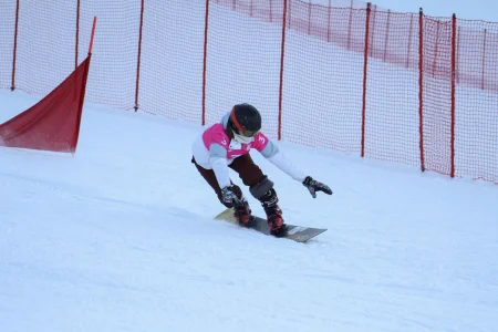 Сахалинские сноубордисты разыграли медали второго этапа областного Кубка
