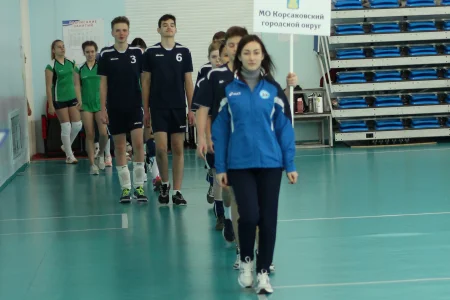 15 команд претендуют на медали первенства области по волейболу