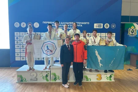 Сахалинские дзюдоисты завоевали восемь медалей первенства ДФО