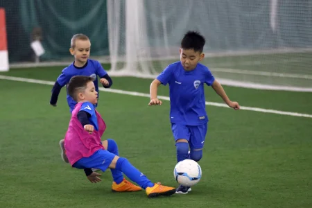 «Волки» и «Медведи» остались без наград футбольного турнира