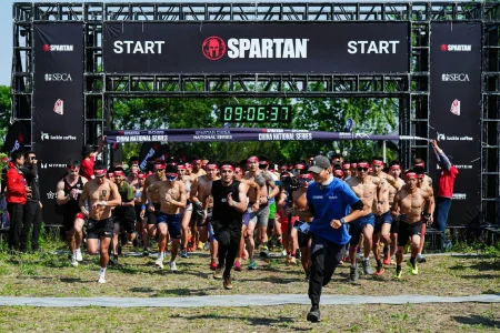 Вячеслав Мубараков завоевал бронзу на гонках с препятствиями в Китае