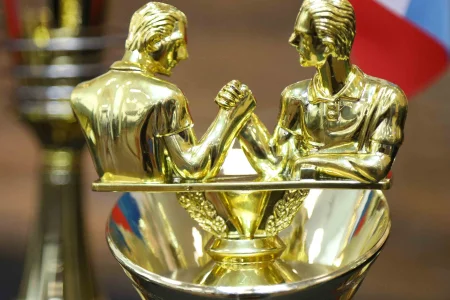 Команда «Гидрострой» победила на чемпионате по армрестлингу