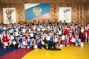 Победители и призеры традиционного турнира по вольной борьбе 