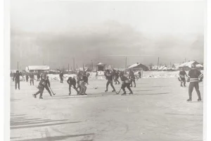 Соревнования по хоккею с мячом в Углегорске, 1970-е годы
