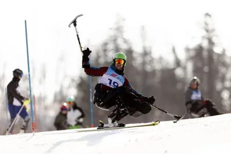 Алексей Бугаев и Варвара Ворончихина стали победителями слалома на чемпионате России по парагорнолыжному спорту