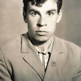 Владимир Пешехонов, мастер спорта по легкой атлетике
Чемпион СССР в кроссе на 12 км – 1979 год
Серебряный призер международного марафонского пробега на приз газеты «Труд» в 1977 году