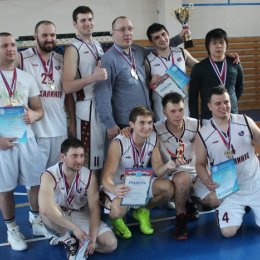 "Сахалинец", занявший первое место в открытом чемпионате Южно-Сахалинска. 