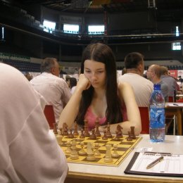 Евгения Самохина, мастер ФИДЕ по шахматам. Победительница юношеского первенства ДФО по классическим шахматам 2003 года, серебряный призер 2000, 2001, 2002, 2004 годов, бронзовый призер 2005 года.