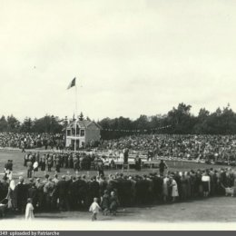 Соревнования по боксу на стадионе в городском парке, 1957 год. 