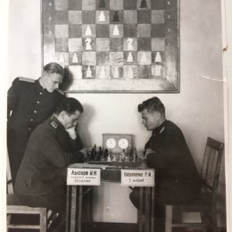 Вот с таким антуражем проходил в 1948 году чемпионат Сахалинской области