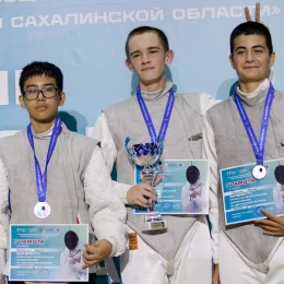 Открытые региональные соревнования рапиристов (фото Юрия Кима)