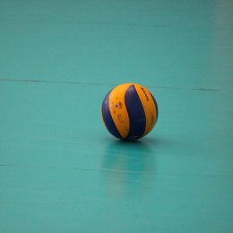 Волейбольный турнир в Ногликах собрал пять команд девушек